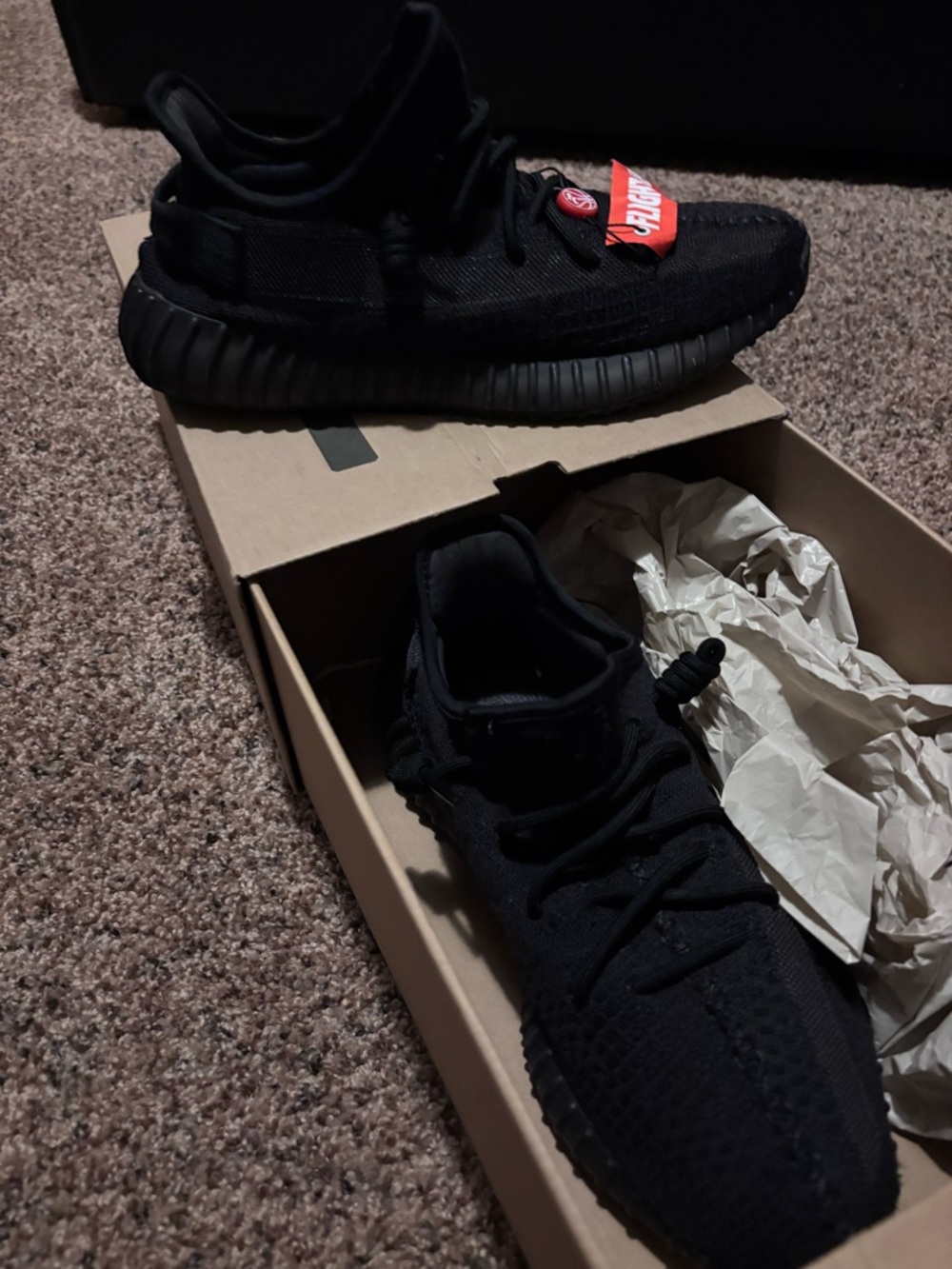 Adidas yeezy boost 350 v2 "onyx"